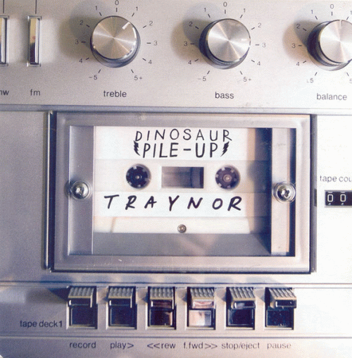 Dinosaur Pile-Up : Traynor